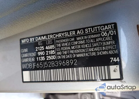 2002 Mercedes-Benz E 320 Special Edition z USA, uszkodzony, nr VIN WDBJF65J52B396892